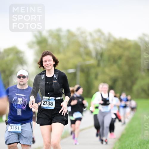07.04.2024 - 43. Internationalen Wilhelmsburger Insellauf Dr. Thomas Lammeyer http://msf.ph/oto/6042073 07.04.2024 10:39:48 Laufen 3361, 2738 meine-sportfotos.de