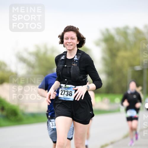07.04.2024 - 43. Internationalen Wilhelmsburger Insellauf Dr. Thomas Lammeyer http://msf.ph/oto/6042082 07.04.2024 10:39:50 Laufen 33, 2738 meine-sportfotos.de