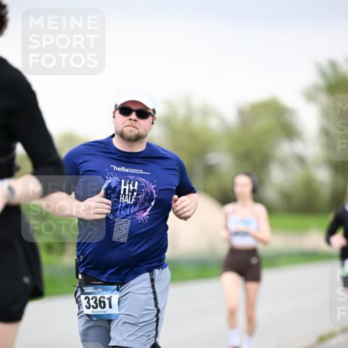 07.04.2024 - 43. Internationalen Wilhelmsburger Insellauf Dr. Thomas Lammeyer http://msf.ph/oto/6042084 07.04.2024 10:39:51 Laufen 3361 meine-sportfotos.de