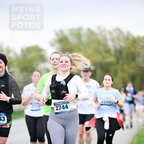 07.04.2024 - 43. Internationalen Wilhelmsburger Insellauf Dr. Thomas Lammeyer http://msf.ph/oto/6042104 07.04.2024 10:39:55 Laufen 4505, 43, 2744, 2585 meine-sportfotos.de