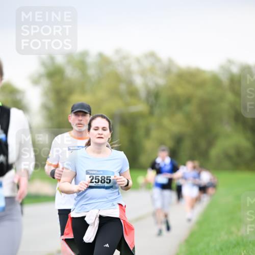 07.04.2024 - 43. Internationalen Wilhelmsburger Insellauf Dr. Thomas Lammeyer http://msf.ph/oto/6042112 07.04.2024 10:39:57 Laufen 2585 meine-sportfotos.de