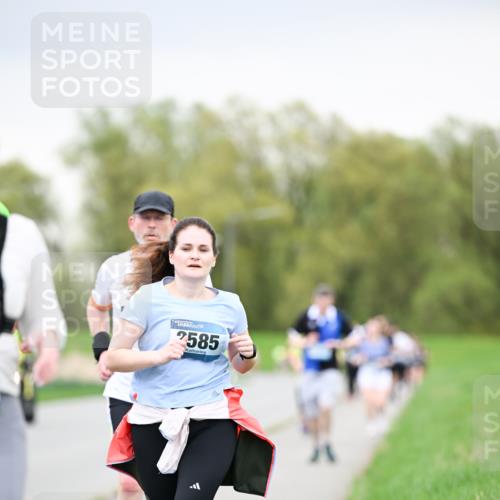 07.04.2024 - 43. Internationalen Wilhelmsburger Insellauf Dr. Thomas Lammeyer http://msf.ph/oto/6042113 07.04.2024 10:39:57 Laufen 2585 meine-sportfotos.de