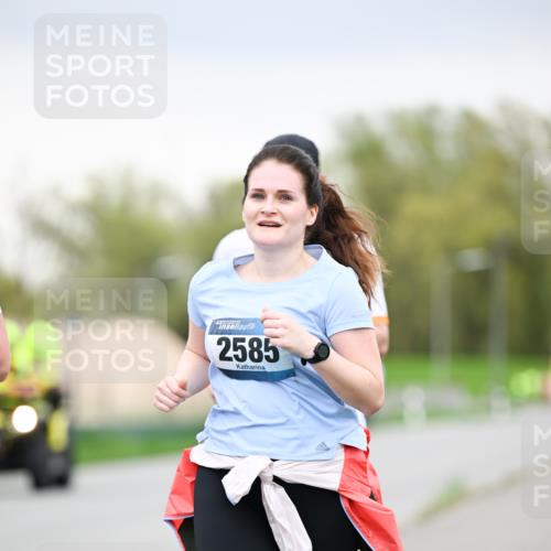 07.04.2024 - 43. Internationalen Wilhelmsburger Insellauf Dr. Thomas Lammeyer http://msf.ph/oto/6042134 07.04.2024 10:39:59 Laufen 2585 meine-sportfotos.de