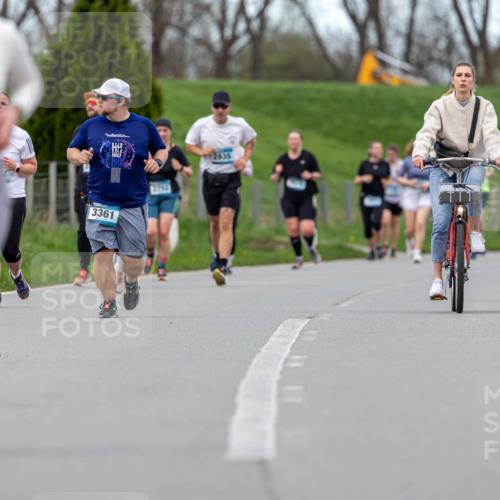 07.04.2024 - 43. Internationalen Wilhelmsburger Insellauf Michael Strokosch http://msf.ph/oto/6042160 07.04.2024 10:56:22 Laufen 3361, 3713, 278335 meine-sportfotos.de