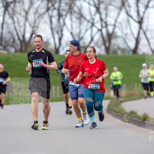 07.04.2024 - 43. Internationalen Wilhelmsburger Insellauf Michael Strokosch http://msf.ph/oto/6042188 07.04.2024 10:56:51 Laufen 38, 317, 22, 2248 meine-sportfotos.de