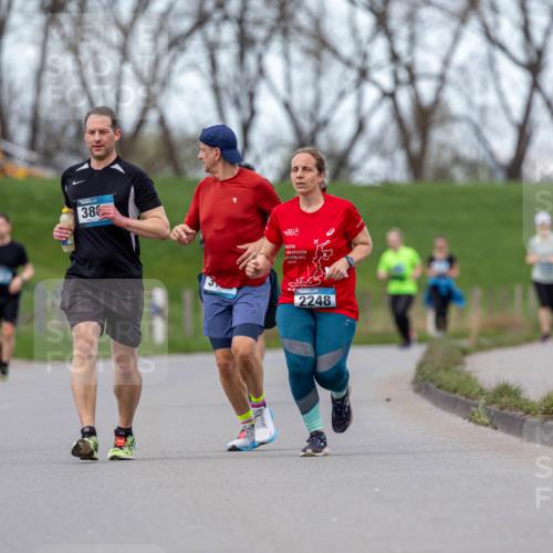 07.04.2024 - 43. Internationalen Wilhelmsburger Insellauf Michael Strokosch http://msf.ph/oto/6042193 07.04.2024 10:56:52 Laufen 33, 38, 2022, 2248 meine-sportfotos.de