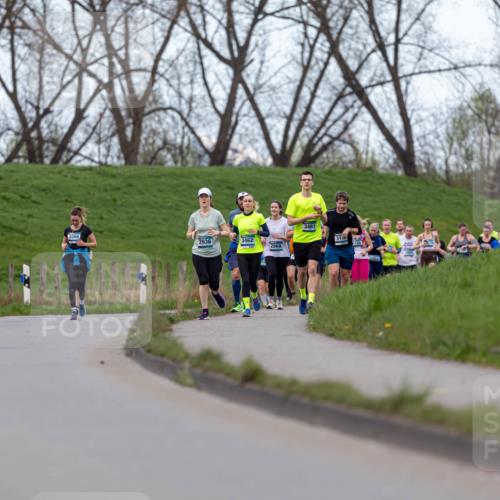 07.04.2024 - 43. Internationalen Wilhelmsburger Insellauf Michael Strokosch http://msf.ph/oto/6042205 07.04.2024 10:56:58 Laufen 3002, 3066, 3461, 2936, 3462, 31, 2385 meine-sportfotos.de