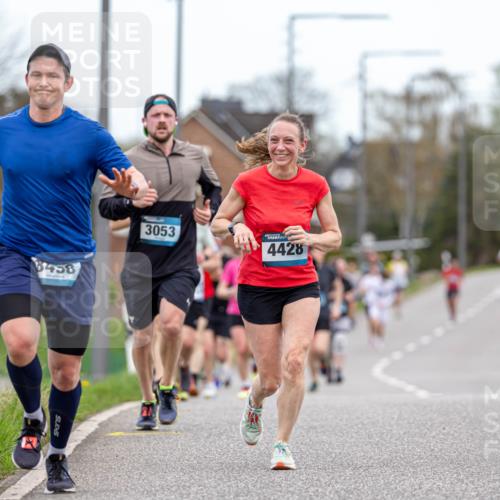 07.04.2024 - 43. Internationalen Wilhelmsburger Insellauf Michael Strokosch http://msf.ph/oto/6042216 07.04.2024 11:01:47 Laufen 8458, 3053, 4428 meine-sportfotos.de