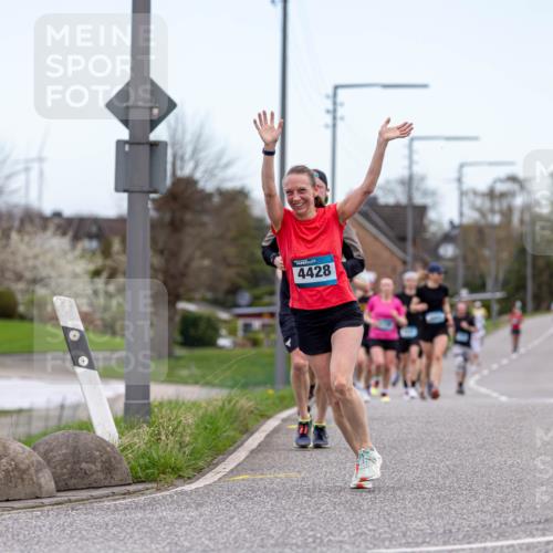 07.04.2024 - 43. Internationalen Wilhelmsburger Insellauf Michael Strokosch http://msf.ph/oto/6042226 07.04.2024 11:01:49 Laufen 4428 meine-sportfotos.de