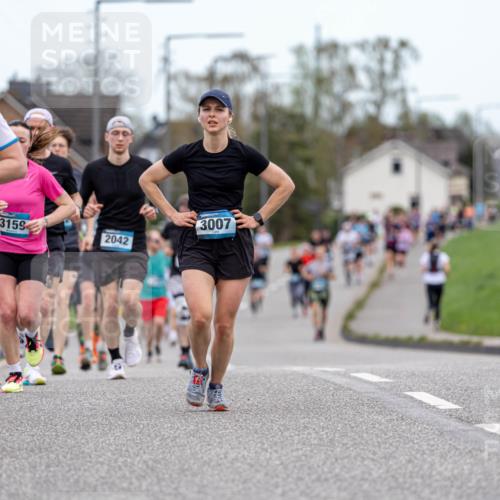 07.04.2024 - 43. Internationalen Wilhelmsburger Insellauf Michael Strokosch http://msf.ph/oto/6042244 07.04.2024 11:01:55 Laufen 46, 4024, 244, 3159, 2042, 3007 meine-sportfotos.de