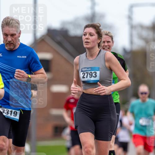 07.04.2024 - 43. Internationalen Wilhelmsburger Insellauf Michael Strokosch http://msf.ph/oto/6042273 07.04.2024 11:02:03 Laufen 11, 3224, 3319, 2793, 357 meine-sportfotos.de