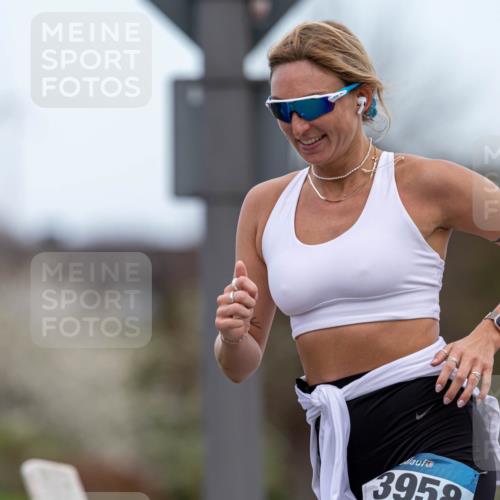 07.04.2024 - 43. Internationalen Wilhelmsburger Insellauf Michael Strokosch http://msf.ph/oto/6042315 07.04.2024 11:02:18 Laufen 3959 meine-sportfotos.de