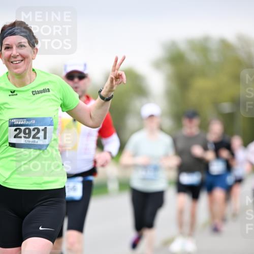 07.04.2024 - 43. Internationalen Wilhelmsburger Insellauf Dr. Thomas Lammeyer http://msf.ph/oto/6042327 07.04.2024 10:40:28 Laufen 2921 meine-sportfotos.de