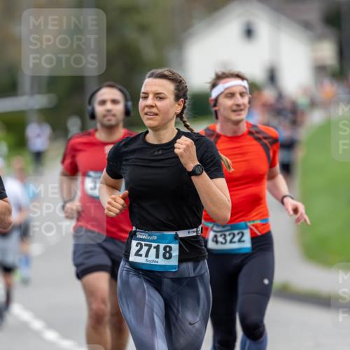 07.04.2024 - 43. Internationalen Wilhelmsburger Insellauf Michael Strokosch http://msf.ph/oto/6042330 07.04.2024 11:02:29 Laufen 2678, 2718, 4322 meine-sportfotos.de