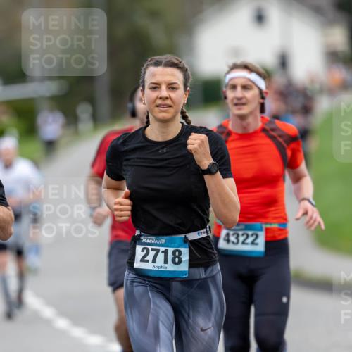 07.04.2024 - 43. Internationalen Wilhelmsburger Insellauf Michael Strokosch http://msf.ph/oto/6042334 07.04.2024 11:02:30 Laufen 2678, 2718, 4322 meine-sportfotos.de