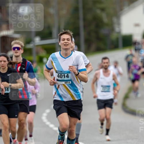 07.04.2024 - 43. Internationalen Wilhelmsburger Insellauf Michael Strokosch http://msf.ph/oto/6042365 07.04.2024 11:02:39 Laufen 2650, 334, 4014, 4014 meine-sportfotos.de