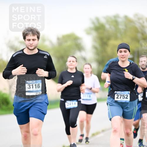 07.04.2024 - 43. Internationalen Wilhelmsburger Insellauf Dr. Thomas Lammeyer http://msf.ph/oto/6042379 07.04.2024 10:40:35 Laufen 3116, 3116, 2414, 2752 meine-sportfotos.de