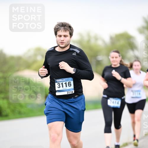 07.04.2024 - 43. Internationalen Wilhelmsburger Insellauf Dr. Thomas Lammeyer http://msf.ph/oto/6042381 07.04.2024 10:40:35 Laufen 3116, 3116 meine-sportfotos.de