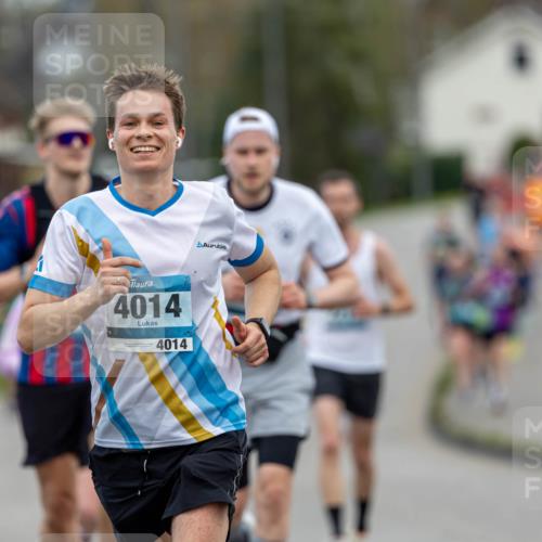 07.04.2024 - 43. Internationalen Wilhelmsburger Insellauf Michael Strokosch http://msf.ph/oto/6042390 07.04.2024 11:02:43 Laufen 4014, 4014, 11 meine-sportfotos.de