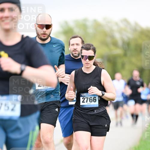 07.04.2024 - 43. Internationalen Wilhelmsburger Insellauf Dr. Thomas Lammeyer http://msf.ph/oto/6042397 07.04.2024 10:40:38 Laufen 752, 2766 meine-sportfotos.de