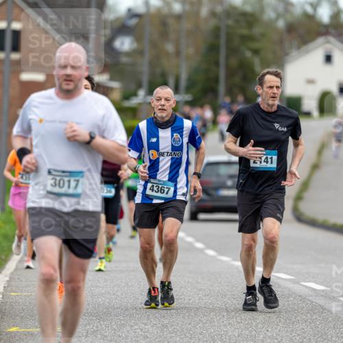 07.04.2024 - 43. Internationalen Wilhelmsburger Insellauf Michael Strokosch http://msf.ph/oto/6042443 07.04.2024 11:04:46 Laufen 141, 3017, 4367 meine-sportfotos.de