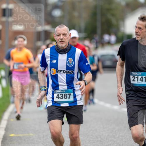 07.04.2024 - 43. Internationalen Wilhelmsburger Insellauf Michael Strokosch http://msf.ph/oto/6042460 07.04.2024 11:04:51 Laufen 2803, 4367, 43, 2141 meine-sportfotos.de