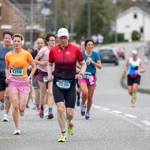 07.04.2024 - 43. Internationalen Wilhelmsburger Insellauf Michael Strokosch http://msf.ph/oto/6042467 07.04.2024 11:04:53 Laufen 4350, 3236 meine-sportfotos.de