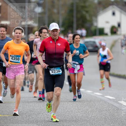07.04.2024 - 43. Internationalen Wilhelmsburger Insellauf Michael Strokosch http://msf.ph/oto/6042468 07.04.2024 11:04:54 Laufen 4350, 3236 meine-sportfotos.de