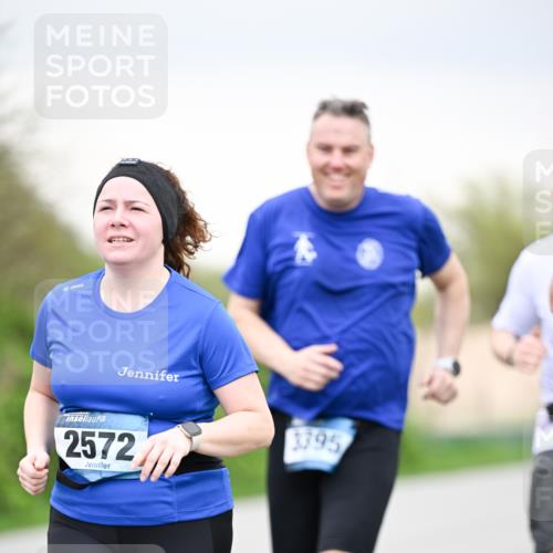 07.04.2024 - 43. Internationalen Wilhelmsburger Insellauf Dr. Thomas Lammeyer http://msf.ph/oto/6042471 07.04.2024 10:40:47 Laufen 2572, 3395 meine-sportfotos.de