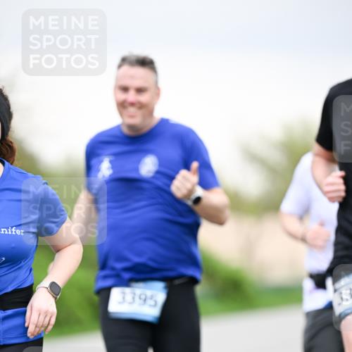 07.04.2024 - 43. Internationalen Wilhelmsburger Insellauf Dr. Thomas Lammeyer http://msf.ph/oto/6042476 07.04.2024 10:40:48 Laufen 3395, 33 meine-sportfotos.de