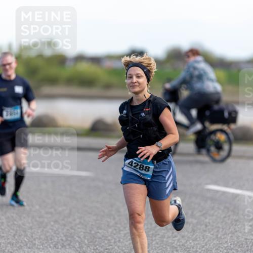 07.04.2024 - 43. Internationalen Wilhelmsburger Insellauf Michael Strokosch http://msf.ph/oto/6042540 07.04.2024 11:12:46 Laufen 4288 meine-sportfotos.de