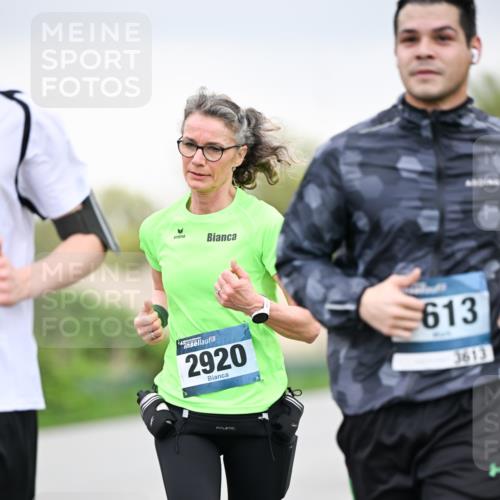07.04.2024 - 43. Internationalen Wilhelmsburger Insellauf Dr. Thomas Lammeyer http://msf.ph/oto/6042545 07.04.2024 10:40:56 Laufen 2920, 613, 3613 meine-sportfotos.de