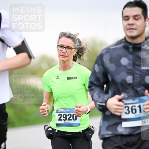 07.04.2024 - 43. Internationalen Wilhelmsburger Insellauf Dr. Thomas Lammeyer http://msf.ph/oto/6042547 07.04.2024 10:40:57 Laufen 2920, 3613, 361 meine-sportfotos.de