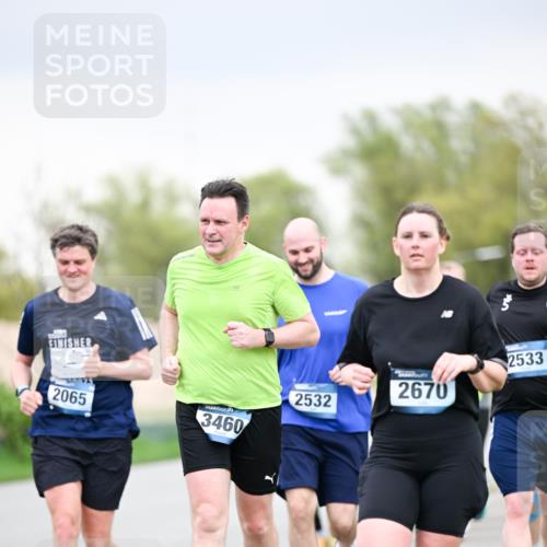 07.04.2024 - 43. Internationalen Wilhelmsburger Insellauf Dr. Thomas Lammeyer http://msf.ph/oto/6042582 07.04.2024 10:41:01 Laufen 2065, 2, 40, 2533, 2670, 2532, 00, 3460 meine-sportfotos.de