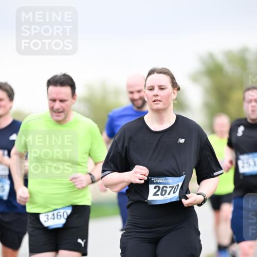 07.04.2024 - 43. Internationalen Wilhelmsburger Insellauf Dr. Thomas Lammeyer http://msf.ph/oto/6042600 07.04.2024 10:41:03 Laufen 3460, 43, 2670 meine-sportfotos.de
