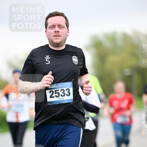 07.04.2024 - 43. Internationalen Wilhelmsburger Insellauf Dr. Thomas Lammeyer http://msf.ph/oto/6042631 07.04.2024 10:41:05 Laufen 5, 2533, 00 meine-sportfotos.de