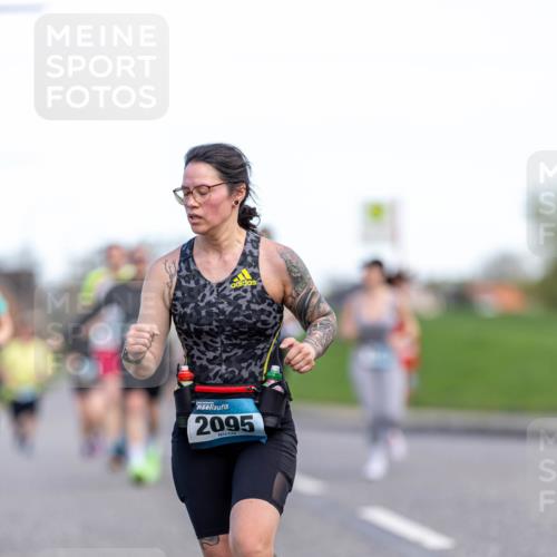 07.04.2024 - 43. Internationalen Wilhelmsburger Insellauf Michael Strokosch http://msf.ph/oto/6042662 07.04.2024 11:13:56 Laufen 2095 meine-sportfotos.de