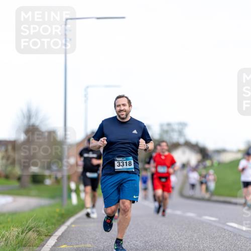 07.04.2024 - 43. Internationalen Wilhelmsburger Insellauf Michael Strokosch http://msf.ph/oto/6042686 07.04.2024 11:14:14 Laufen 3318 meine-sportfotos.de