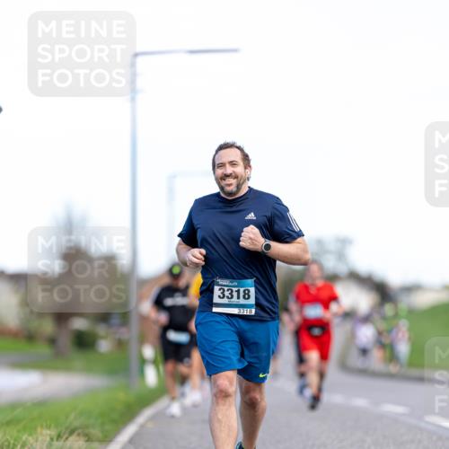 07.04.2024 - 43. Internationalen Wilhelmsburger Insellauf Michael Strokosch http://msf.ph/oto/6042691 07.04.2024 11:14:15 Laufen 3318, 3318 meine-sportfotos.de