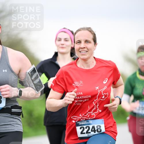 07.04.2024 - 43. Internationalen Wilhelmsburger Insellauf Dr. Thomas Lammeyer http://msf.ph/oto/6042695 07.04.2024 10:41:11 Laufen 2022, 43, 43, 2248 meine-sportfotos.de