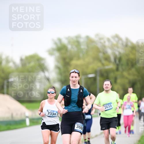 07.04.2024 - 43. Internationalen Wilhelmsburger Insellauf Dr. Thomas Lammeyer http://msf.ph/oto/6042701 07.04.2024 10:41:16 Laufen 2331, 3609, 2633 meine-sportfotos.de