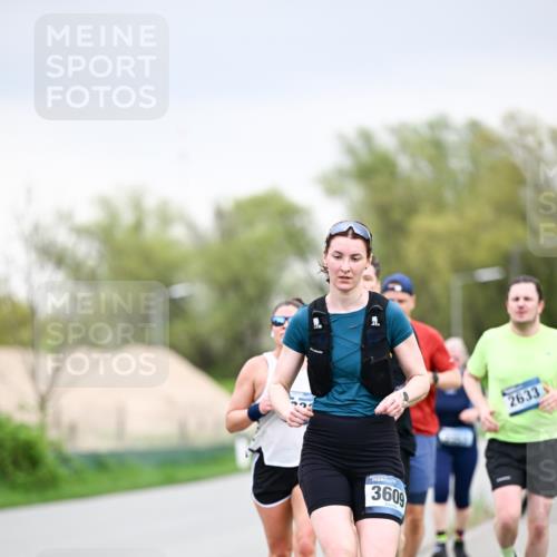 07.04.2024 - 43. Internationalen Wilhelmsburger Insellauf Dr. Thomas Lammeyer http://msf.ph/oto/6042717 07.04.2024 10:41:17 Laufen 3609, 2633 meine-sportfotos.de