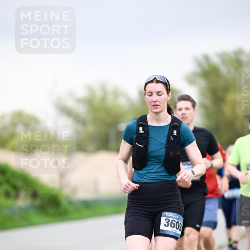 07.04.2024 - 43. Internationalen Wilhelmsburger Insellauf Dr. Thomas Lammeyer http://msf.ph/oto/6042735 07.04.2024 10:41:18 Laufen 3609 meine-sportfotos.de