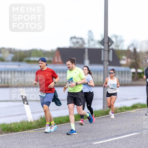 07.04.2024 - 43. Internationalen Wilhelmsburger Insellauf Michael Strokosch http://msf.ph/oto/6042765 07.04.2024 11:16:04 Laufen 3122, 2633, 2431 meine-sportfotos.de