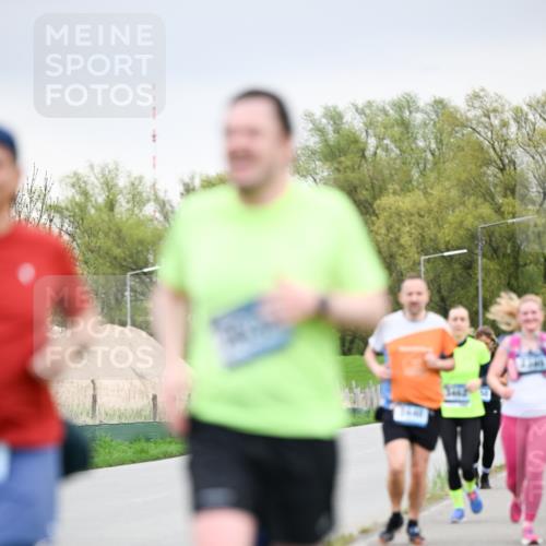 07.04.2024 - 43. Internationalen Wilhelmsburger Insellauf Dr. Thomas Lammeyer http://msf.ph/oto/6042769 07.04.2024 10:41:21 Laufen  meine-sportfotos.de