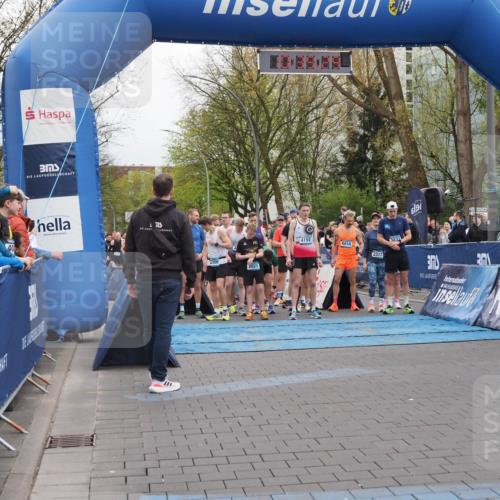 07.04.2024 - 43. Internationalen Wilhelmsburger Insellauf MichiJ http://msf.ph/oto/6042782 07.04.2024 10:39:29 Laufen 7, 4200, 2021, 3, 4192, 4414, 2337, 3833, 6, 91 meine-sportfotos.de