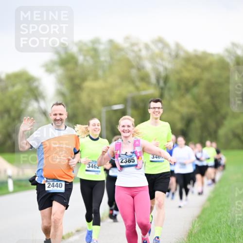 07.04.2024 - 43. Internationalen Wilhelmsburger Insellauf Dr. Thomas Lammeyer http://msf.ph/oto/6042800 07.04.2024 10:41:24 Laufen 340, 2013, 9, 2385, 3462, 2440 meine-sportfotos.de