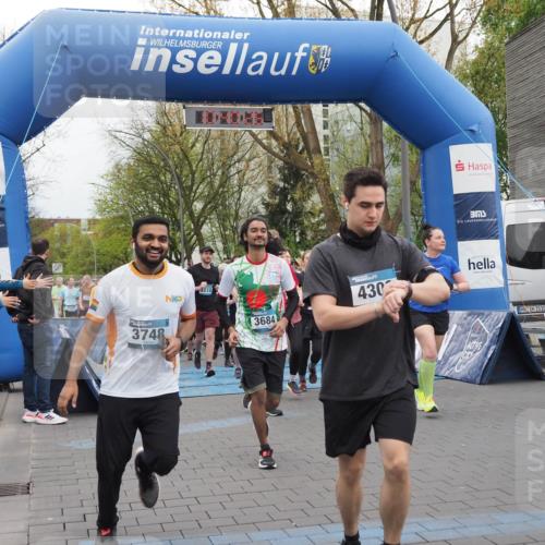 07.04.2024 - 43. Internationalen Wilhelmsburger Insellauf MichiJ http://msf.ph/oto/6042878 07.04.2024 10:40:26 Laufen 3748, 3222, 3684, 430, 2510 meine-sportfotos.de