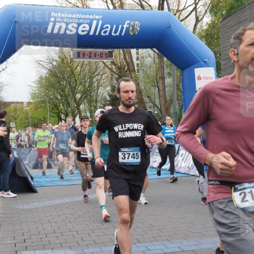 07.04.2024 - 43. Internationalen Wilhelmsburger Insellauf MichiJ http://msf.ph/oto/6042891 07.04.2024 10:40:31 Laufen 3302, 2148, 3745, 2152 meine-sportfotos.de