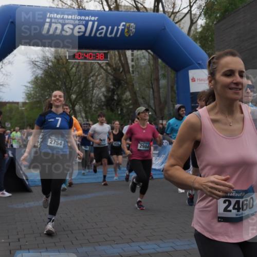 07.04.2024 - 43. Internationalen Wilhelmsburger Insellauf MichiJ http://msf.ph/oto/6042913 07.04.2024 10:40:38 Laufen 10, 40, 38, 2754, 36499, 2984, 2460, 440 meine-sportfotos.de